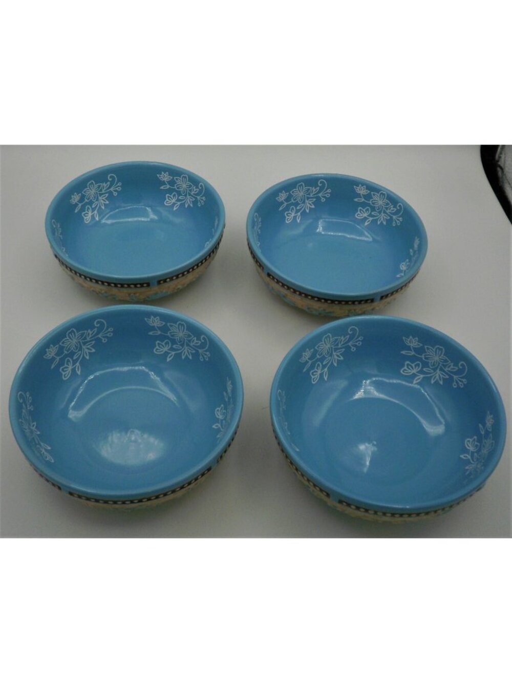 Temptations Floral Lace Basket Weave Cereal Soup Bowl Light Blue Set of 4